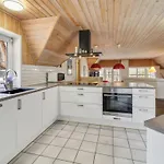 Albin - 2-8km From The Sea By Interhome *