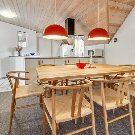 Albin - 2-8km From The Sea By Interhome