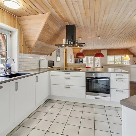 Albin - 2-8km From The Sea By Interhome *