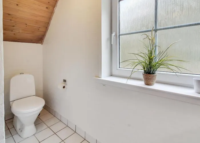 Holiday home Albin - 2-8km From The Sea By Interhome *